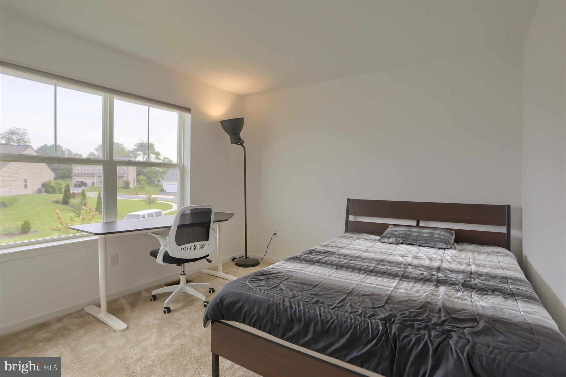 CHAMBERS POINTE - Residential
