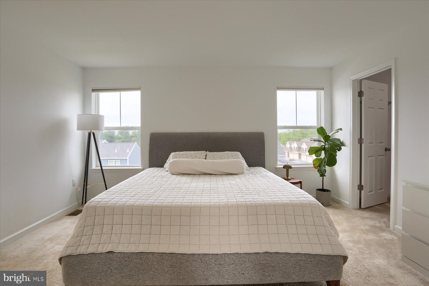 CHAMBERS POINTE - Residential