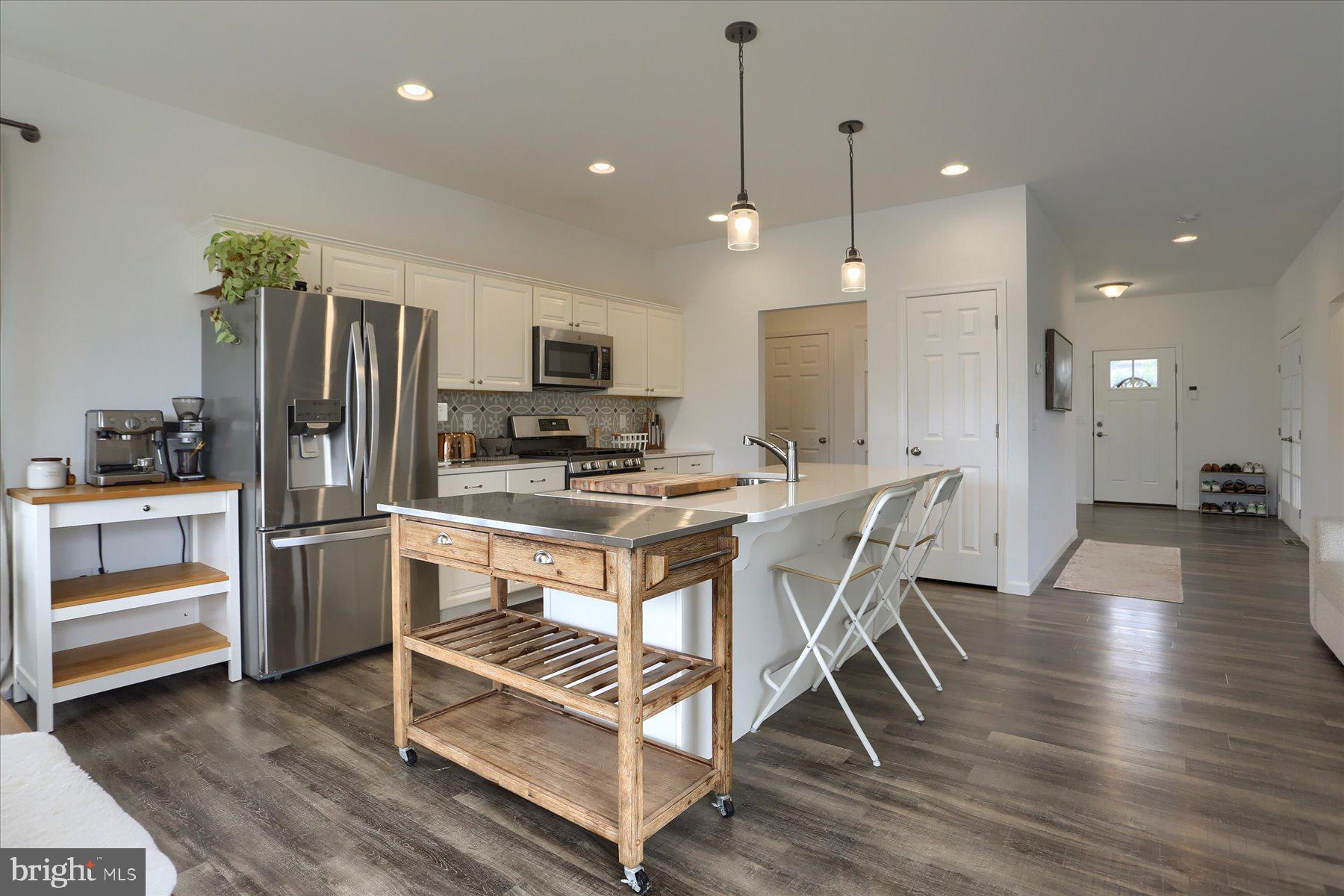 CHAMBERS POINTE - Residential