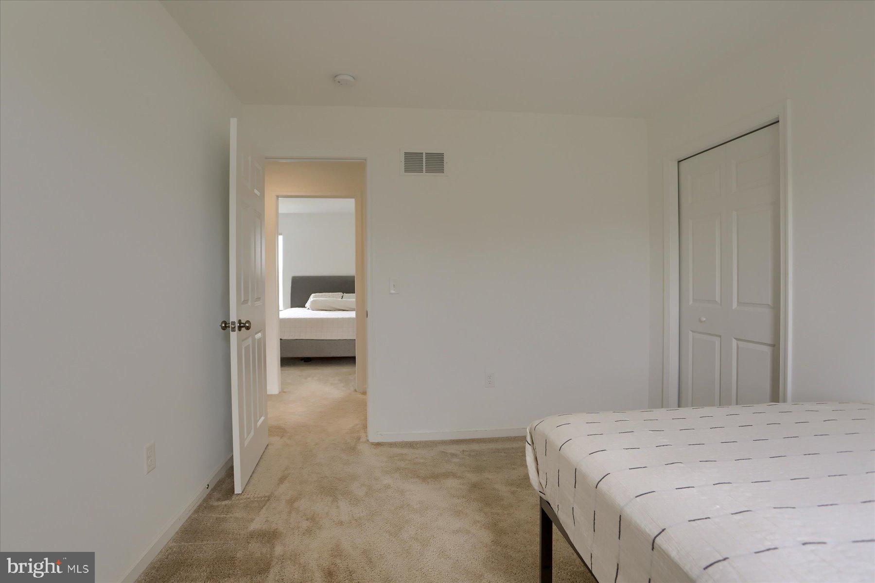 CHAMBERS POINTE - Residential