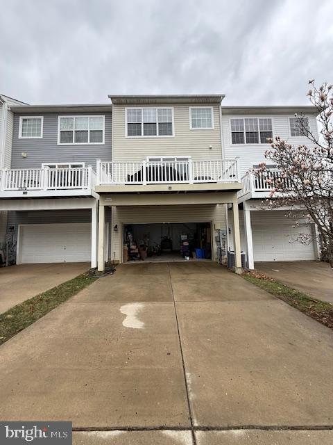 GREENWAY VILLAGE - Residential