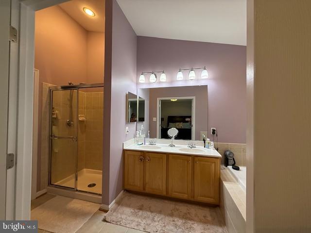 GREENWAY VILLAGE - Residential