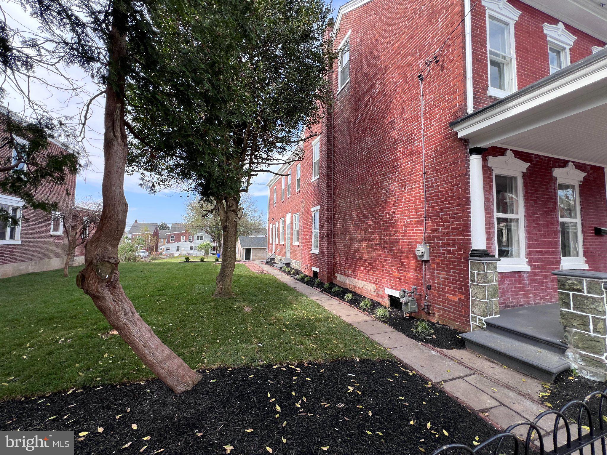 POTTSTOWN - Residential