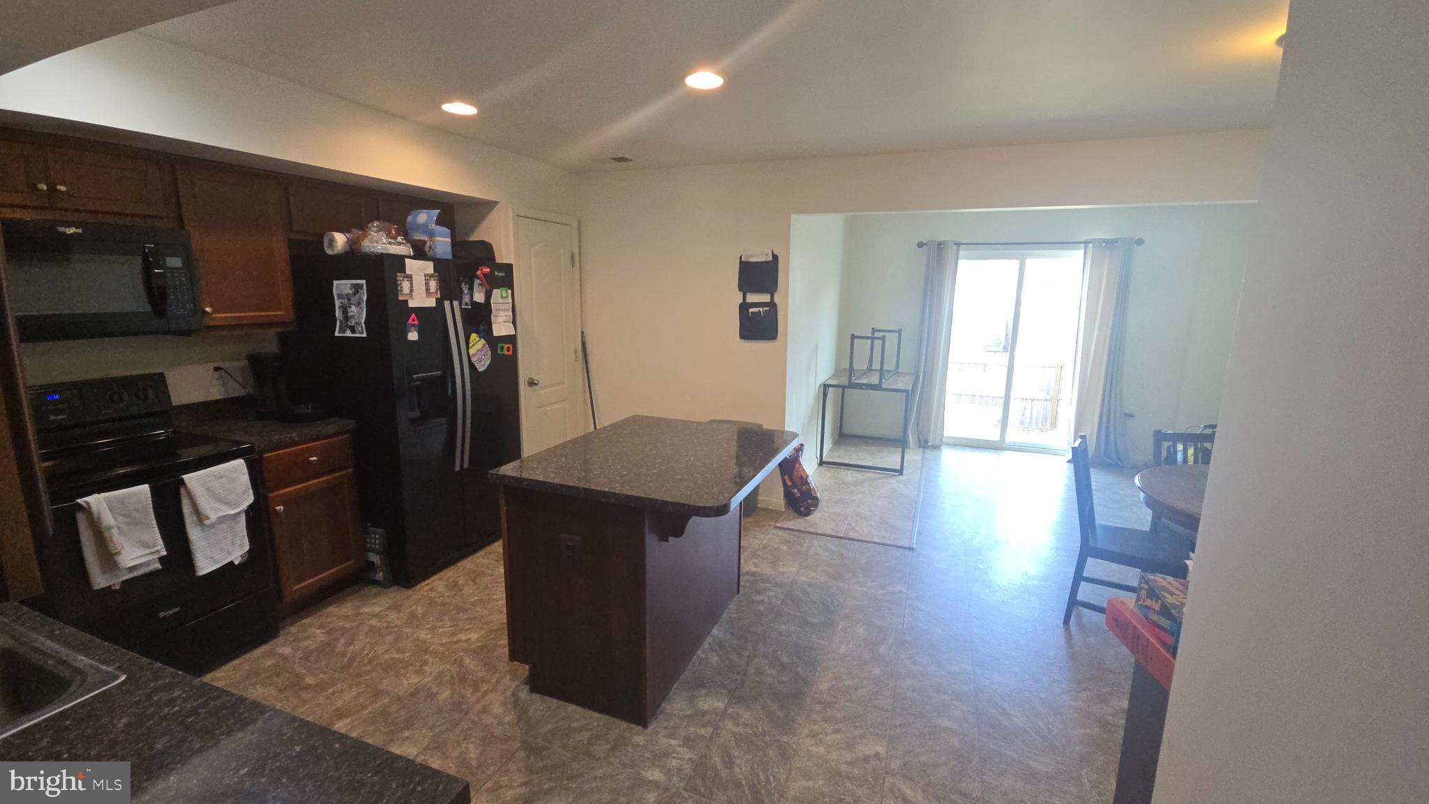 MANOR PARK - Residential