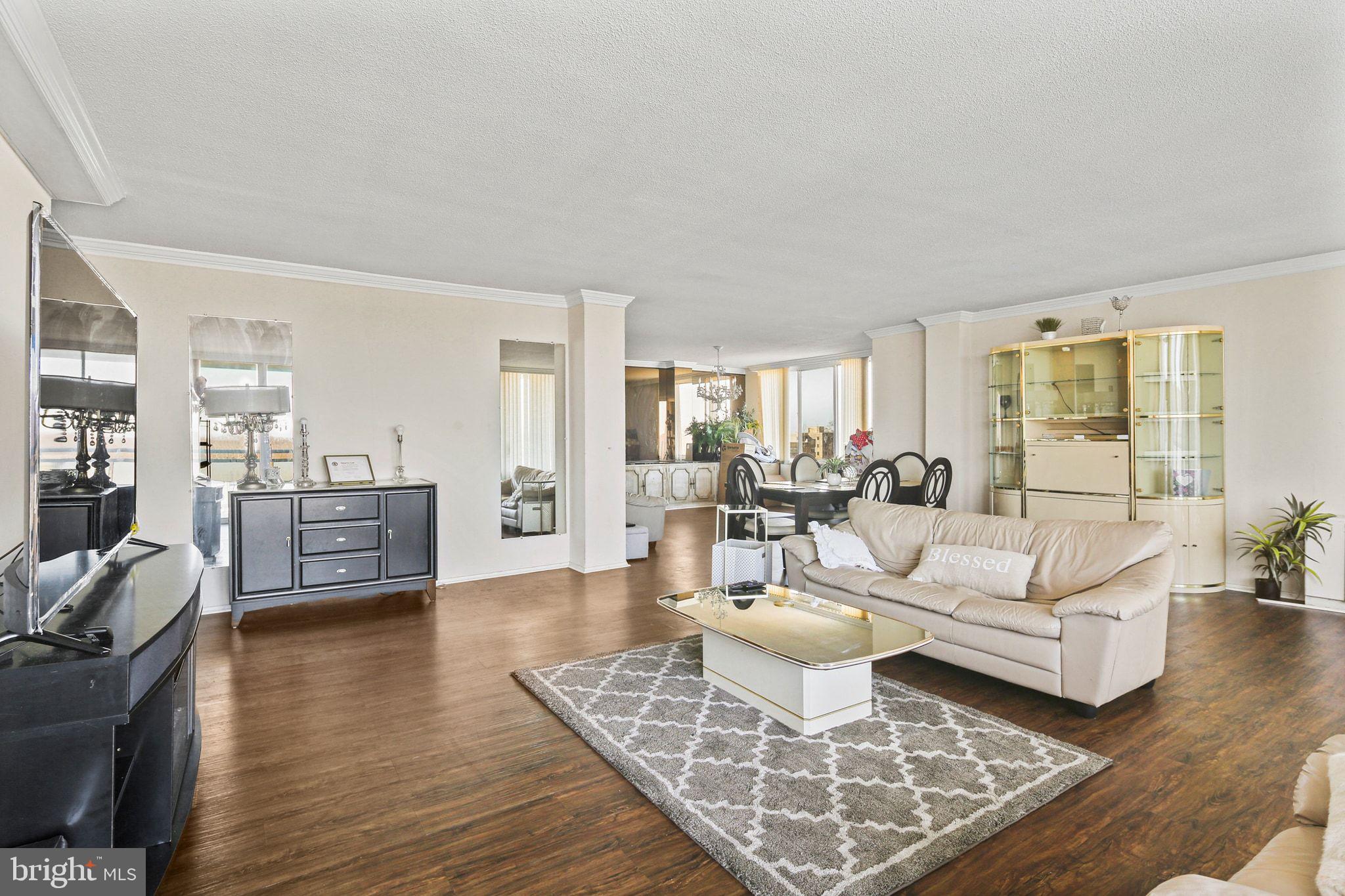 PARK HEIGHTS - Residential