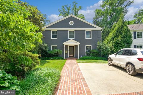 Homes For Rent - 4208 Maple Terrace<br/> CHEVY CHASE, MD 20815