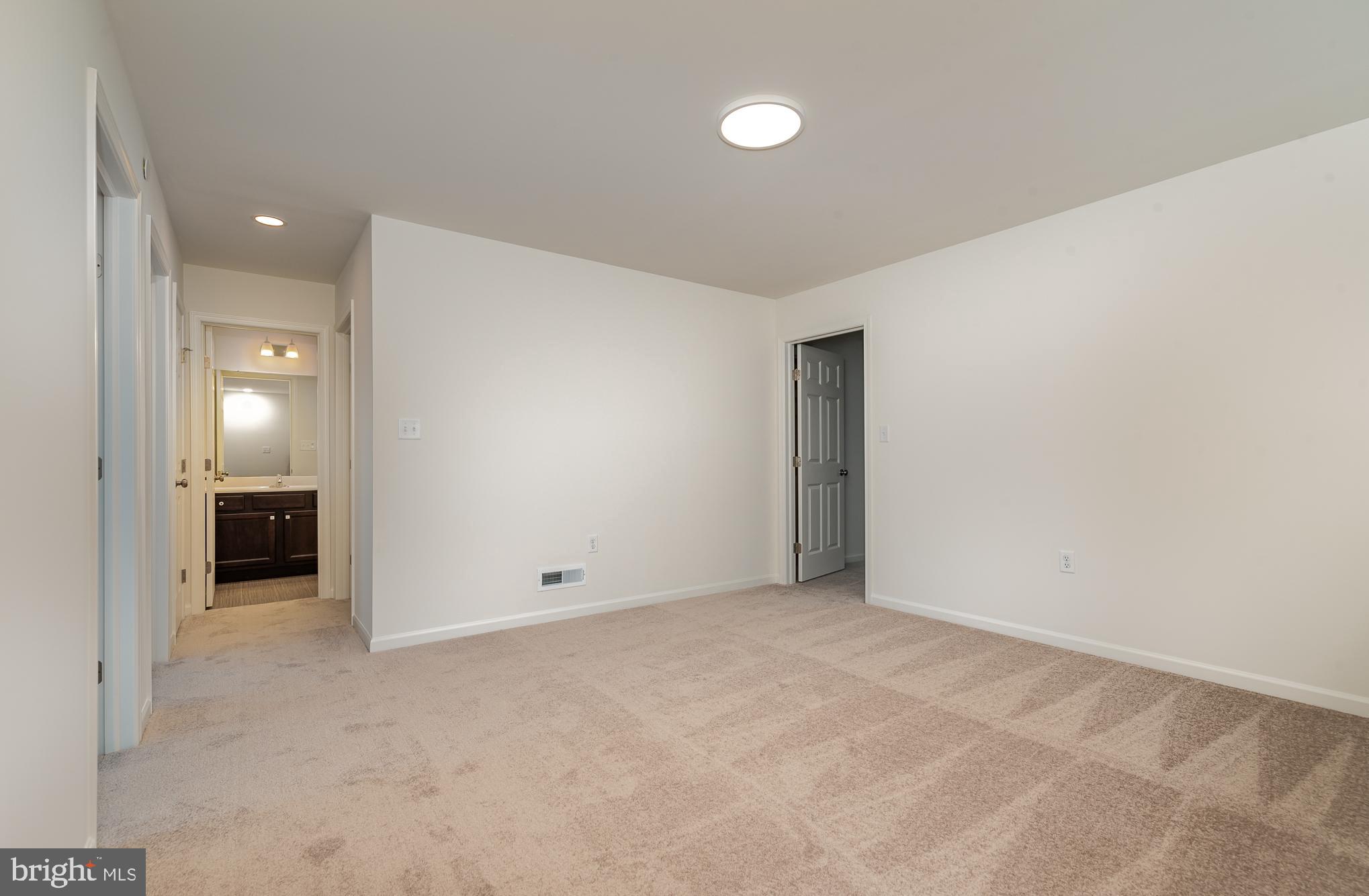 WEST HANOVER TOWNSHIP - Residential Lease