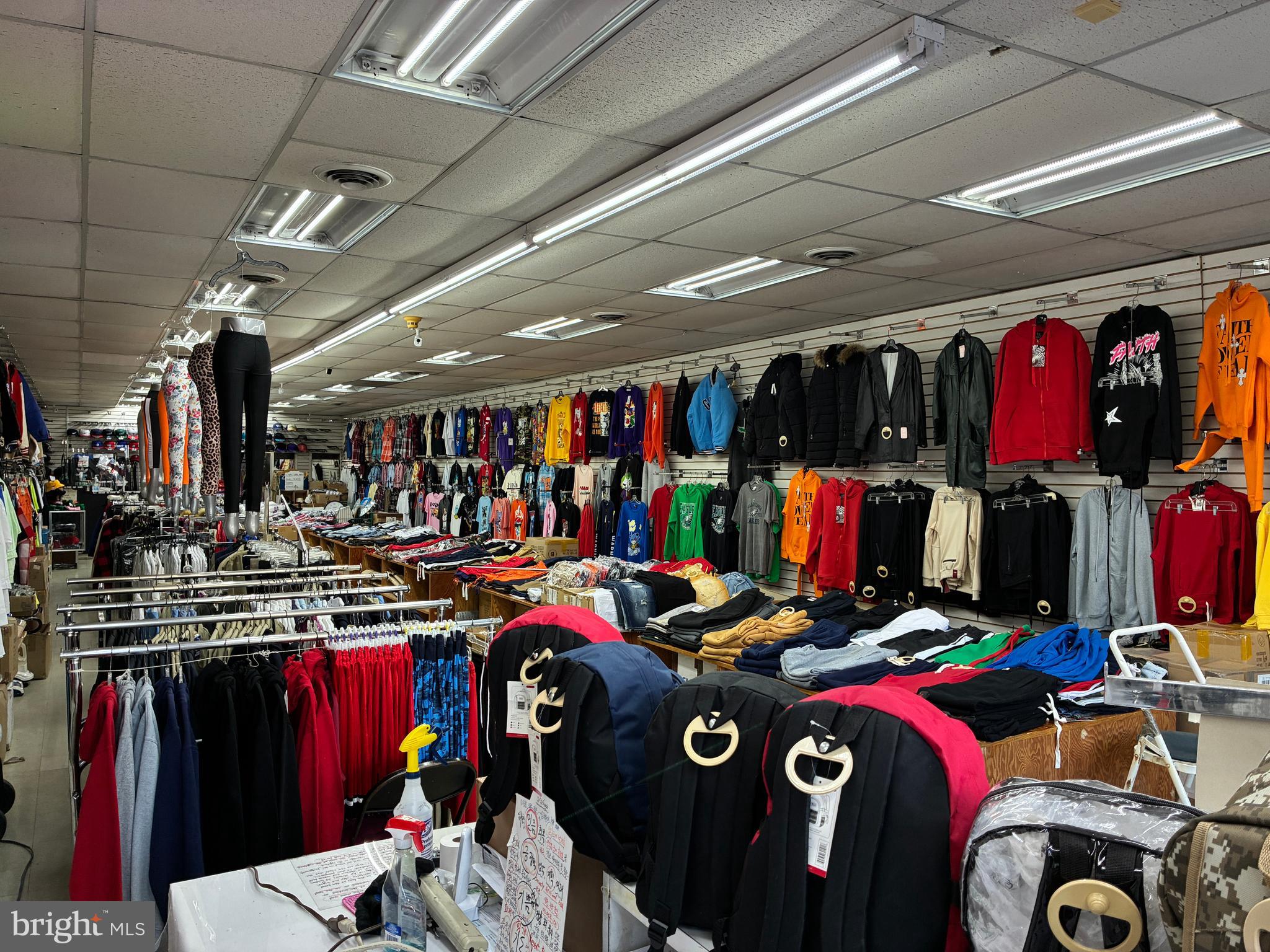 GERMANTOWN (WEST) - Commercial Sale