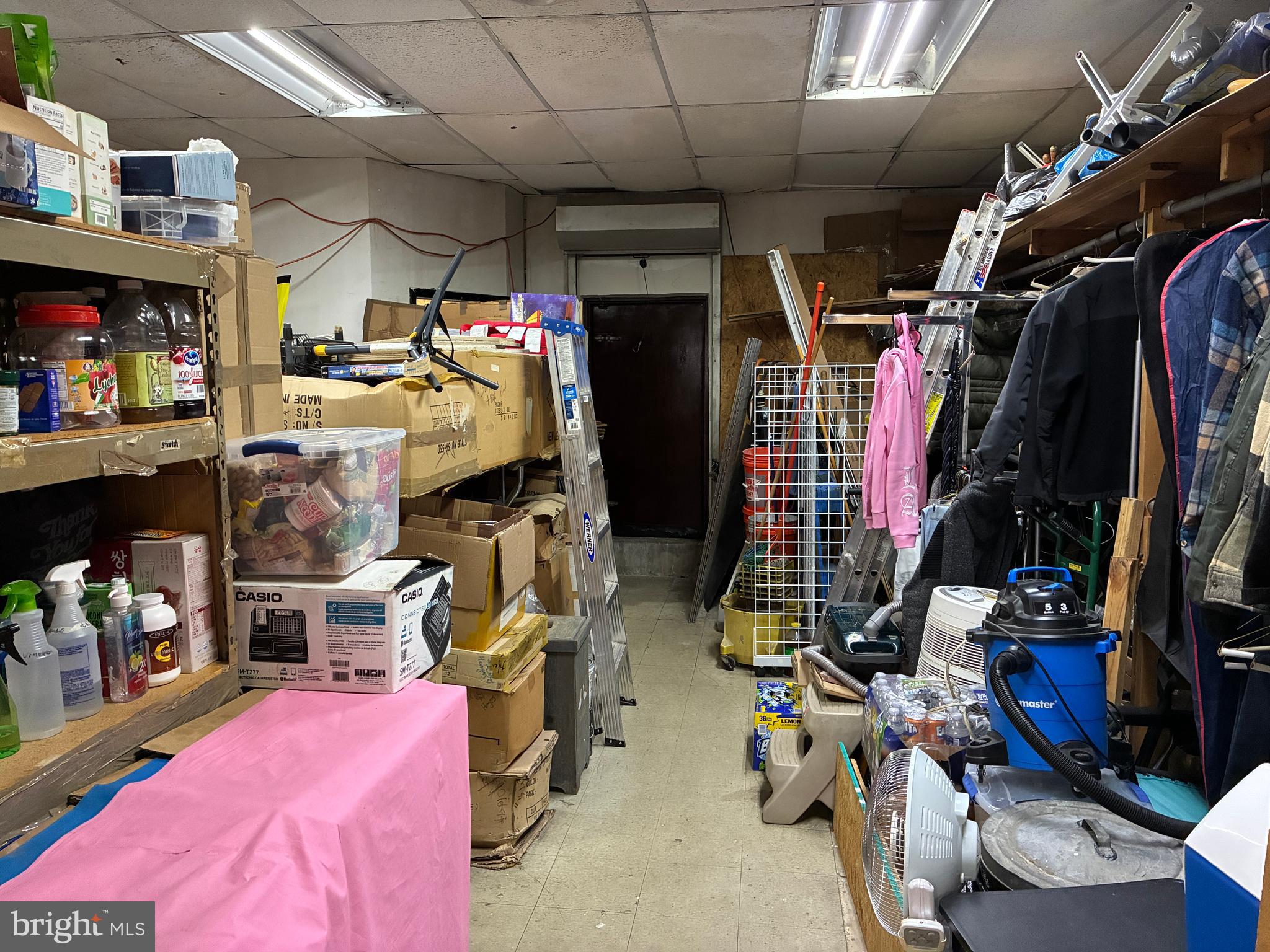 GERMANTOWN (WEST) - Commercial Sale