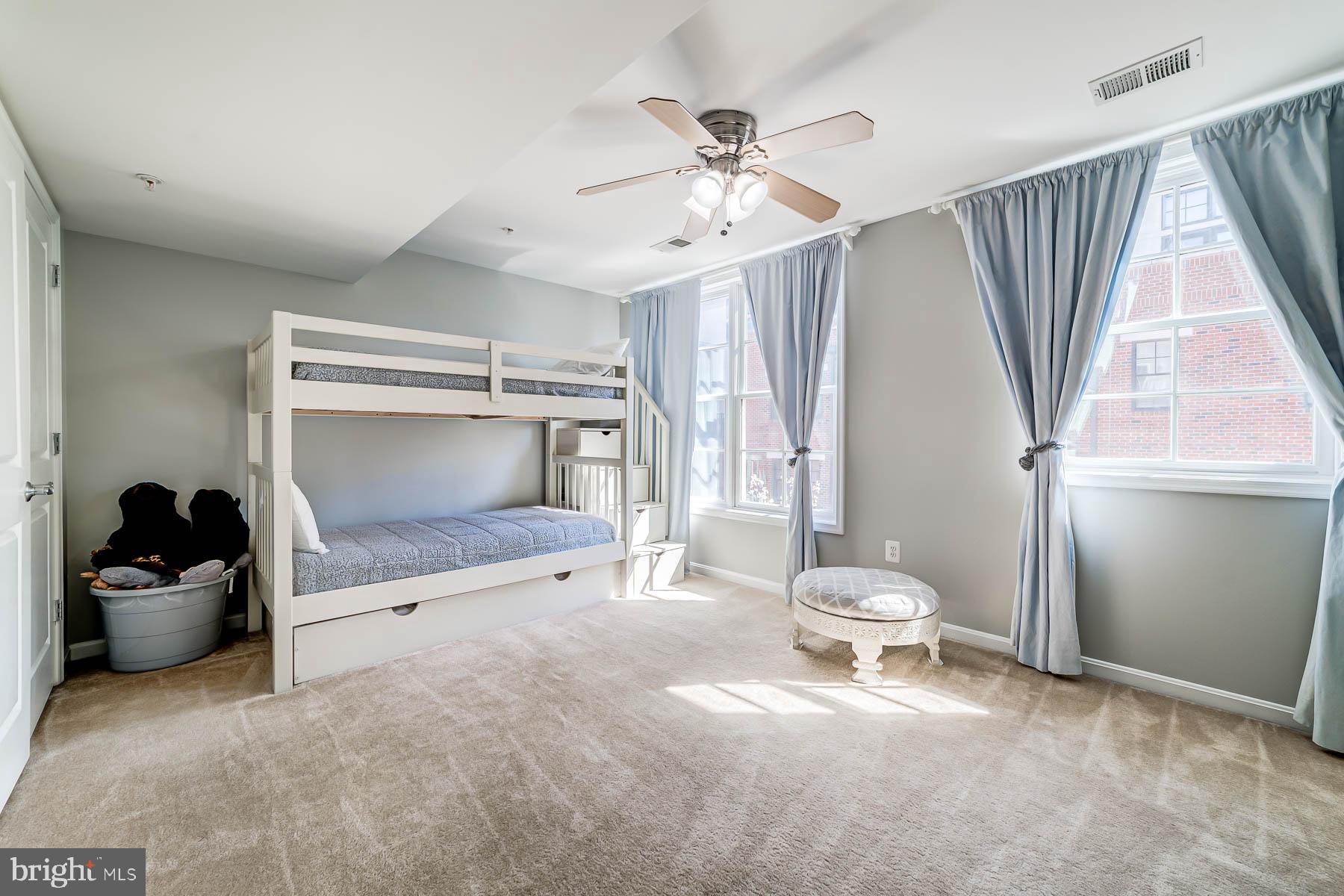 PRESTON - Residential