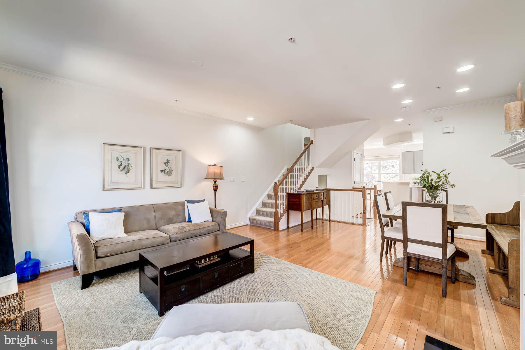 PRESTON - Residential