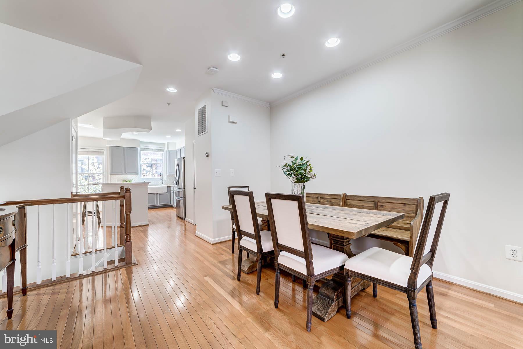 PRESTON - Residential