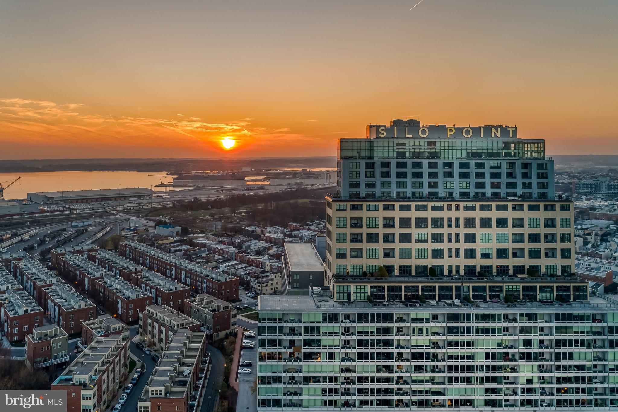 LOCUST POINT - Residential