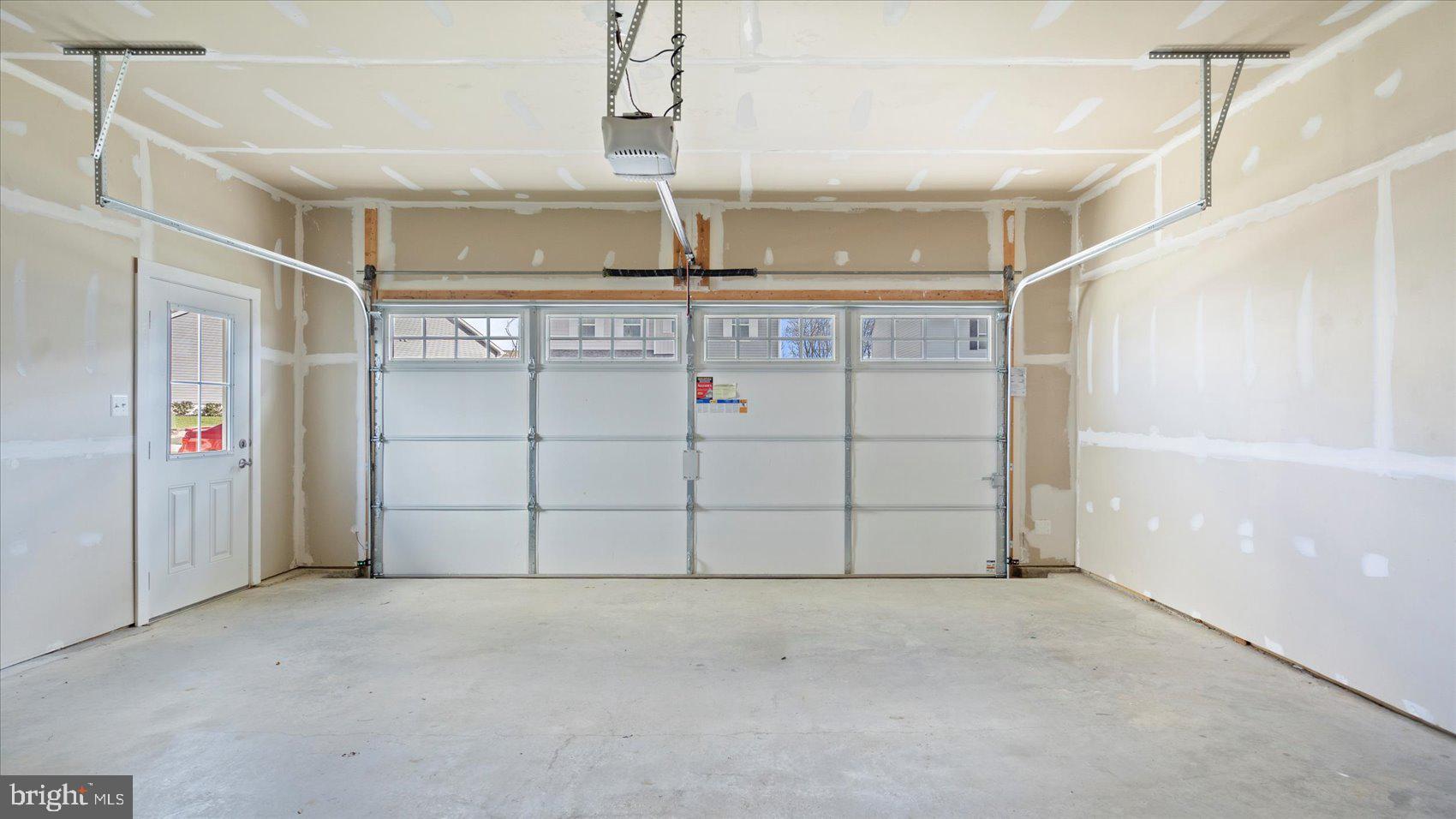 AUMAR HEIGHTS - Residential