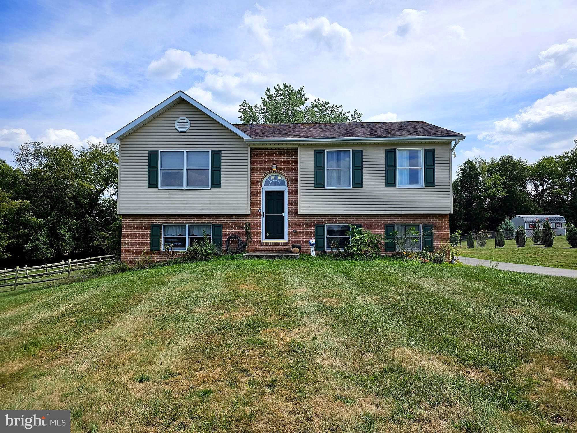 CLOVER MEADOWS - Residential