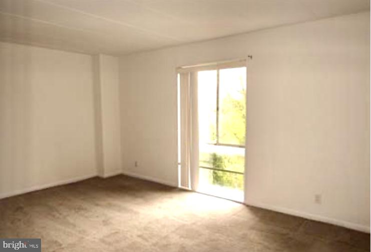 COUNTRY CLUB TOWERS COND - Residential