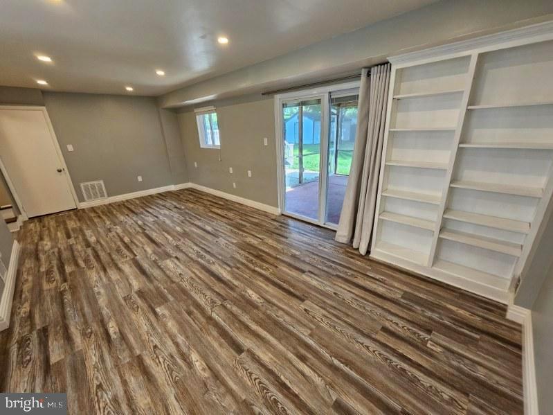 BROOKVILLE - Residential Lease