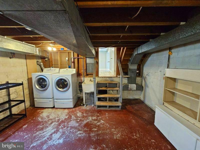 BROOKVILLE - Residential Lease