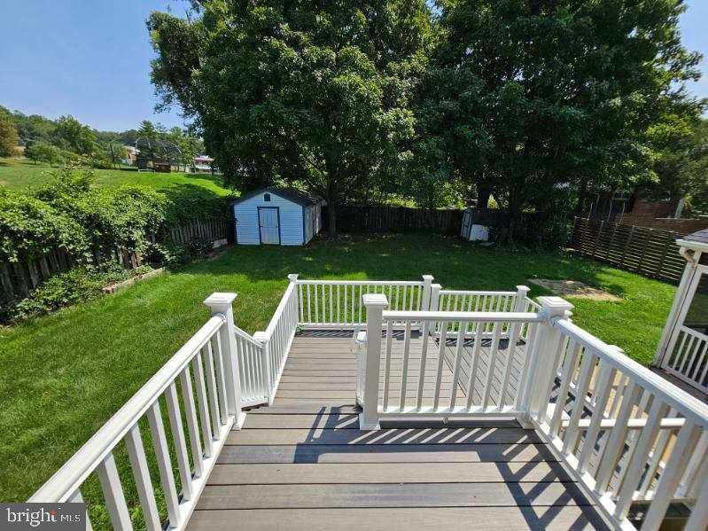 BROOKVILLE - Residential Lease