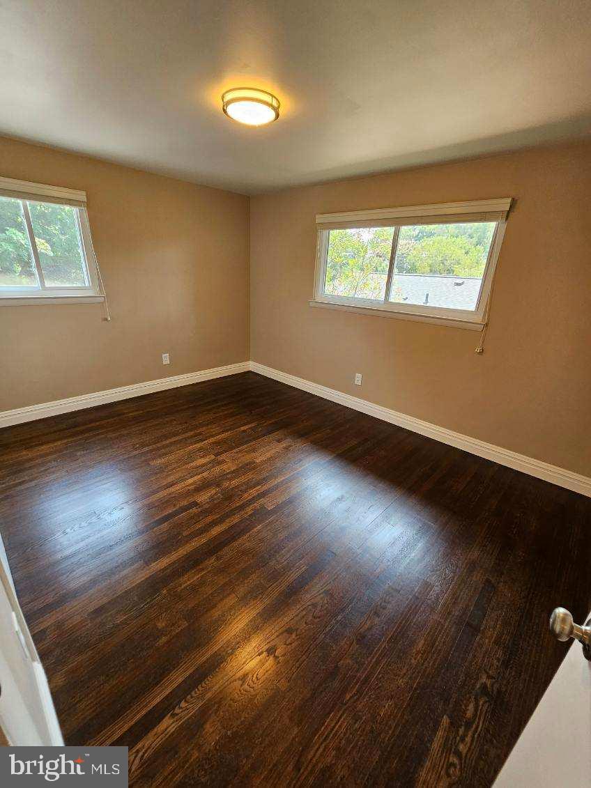 BROOKVILLE - Residential Lease