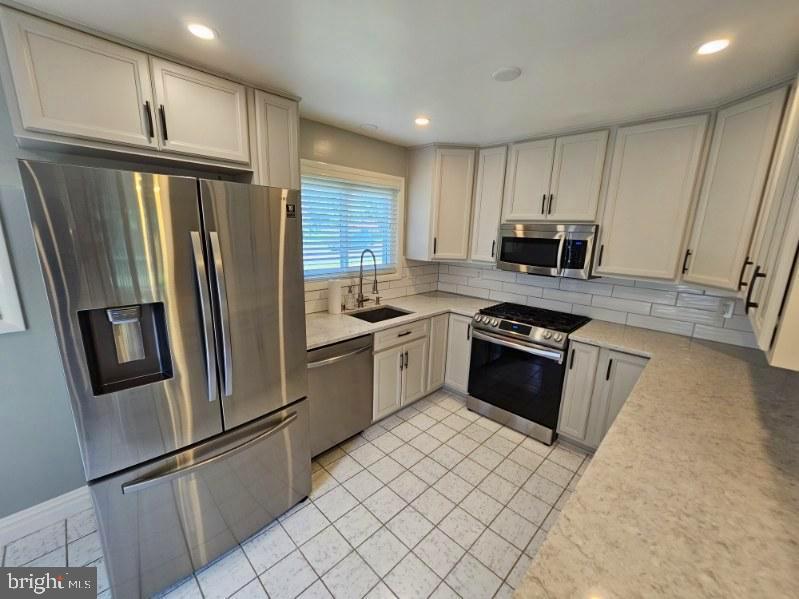 BROOKVILLE - Residential Lease