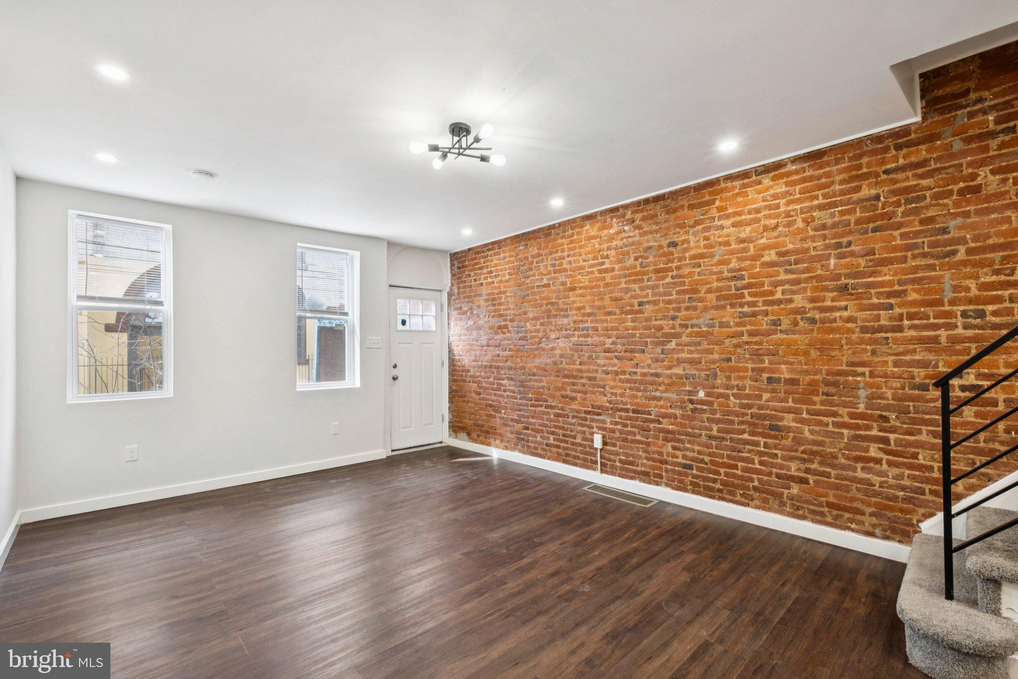 NORRIS SQUARE - Residential