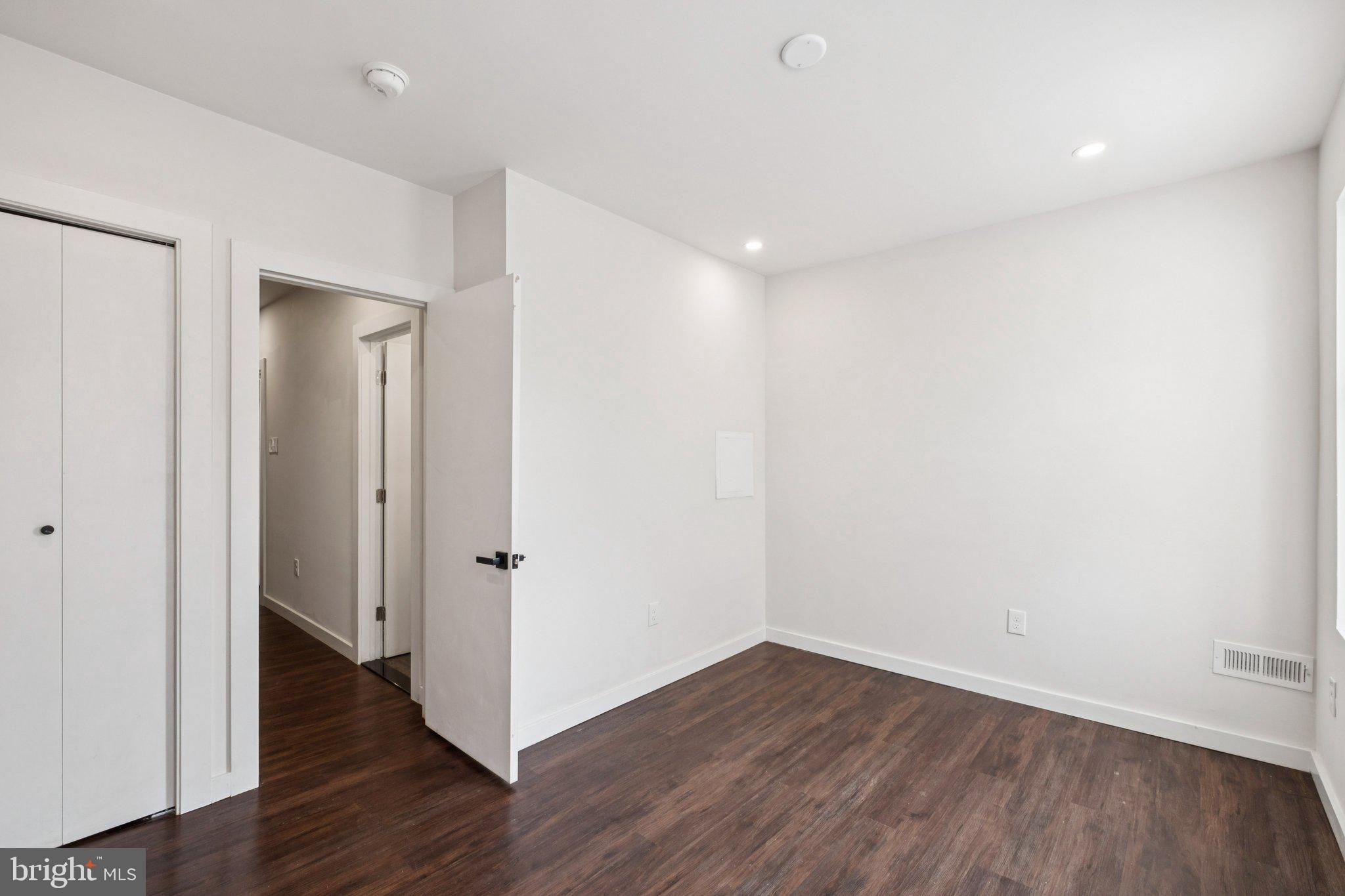 NORRIS SQUARE - Residential