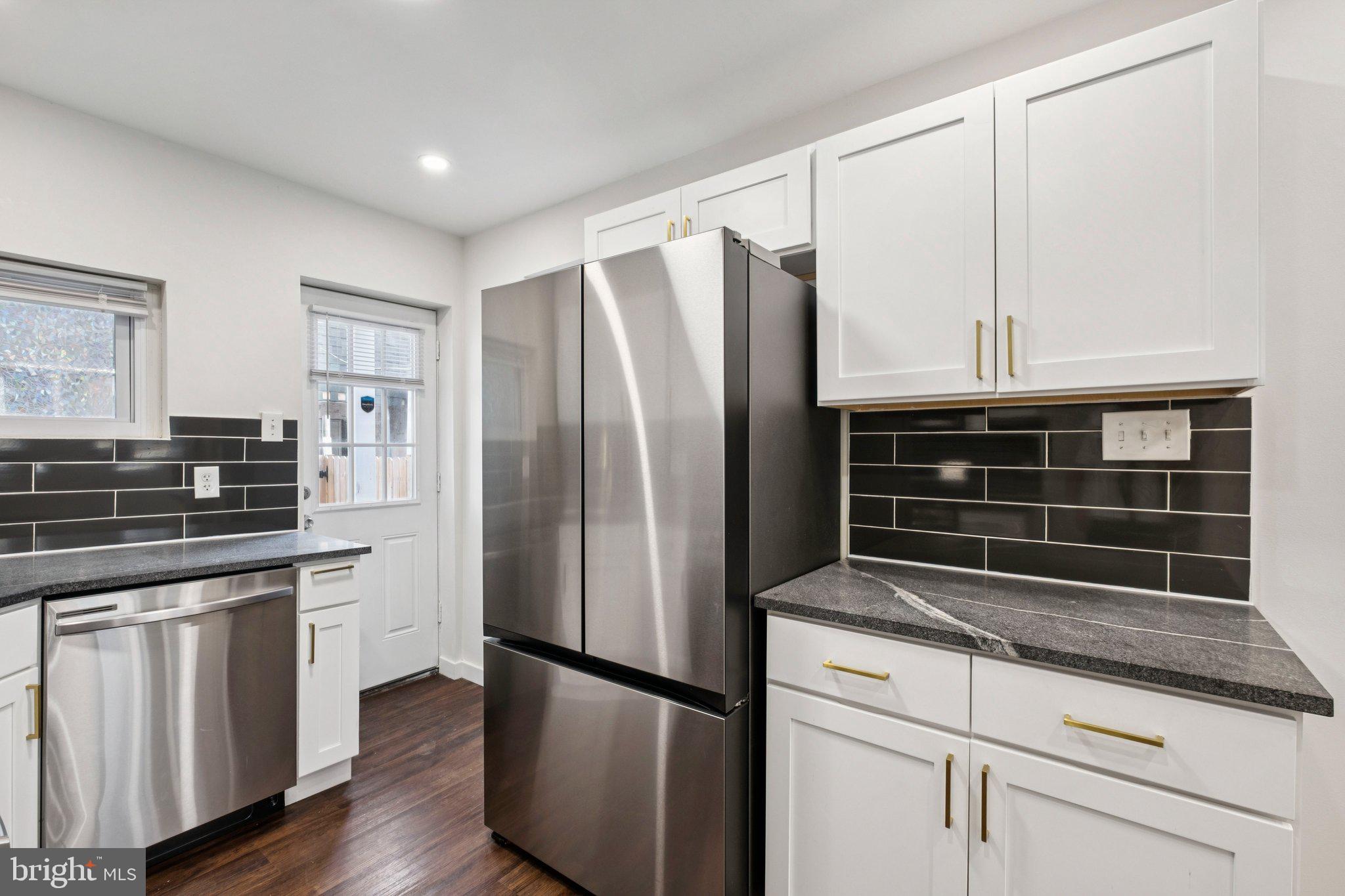 NORRIS SQUARE - Residential