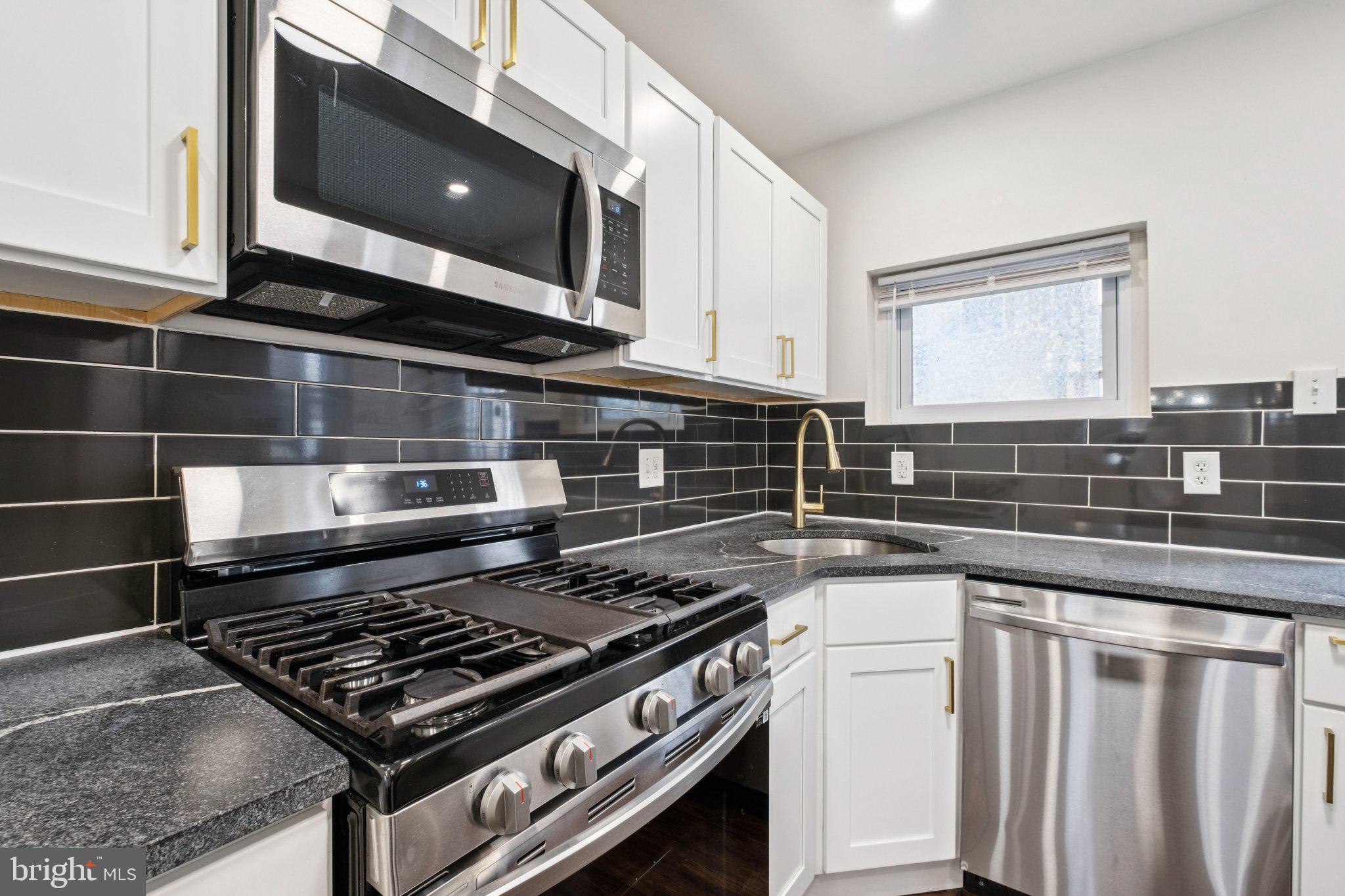 NORRIS SQUARE - Residential