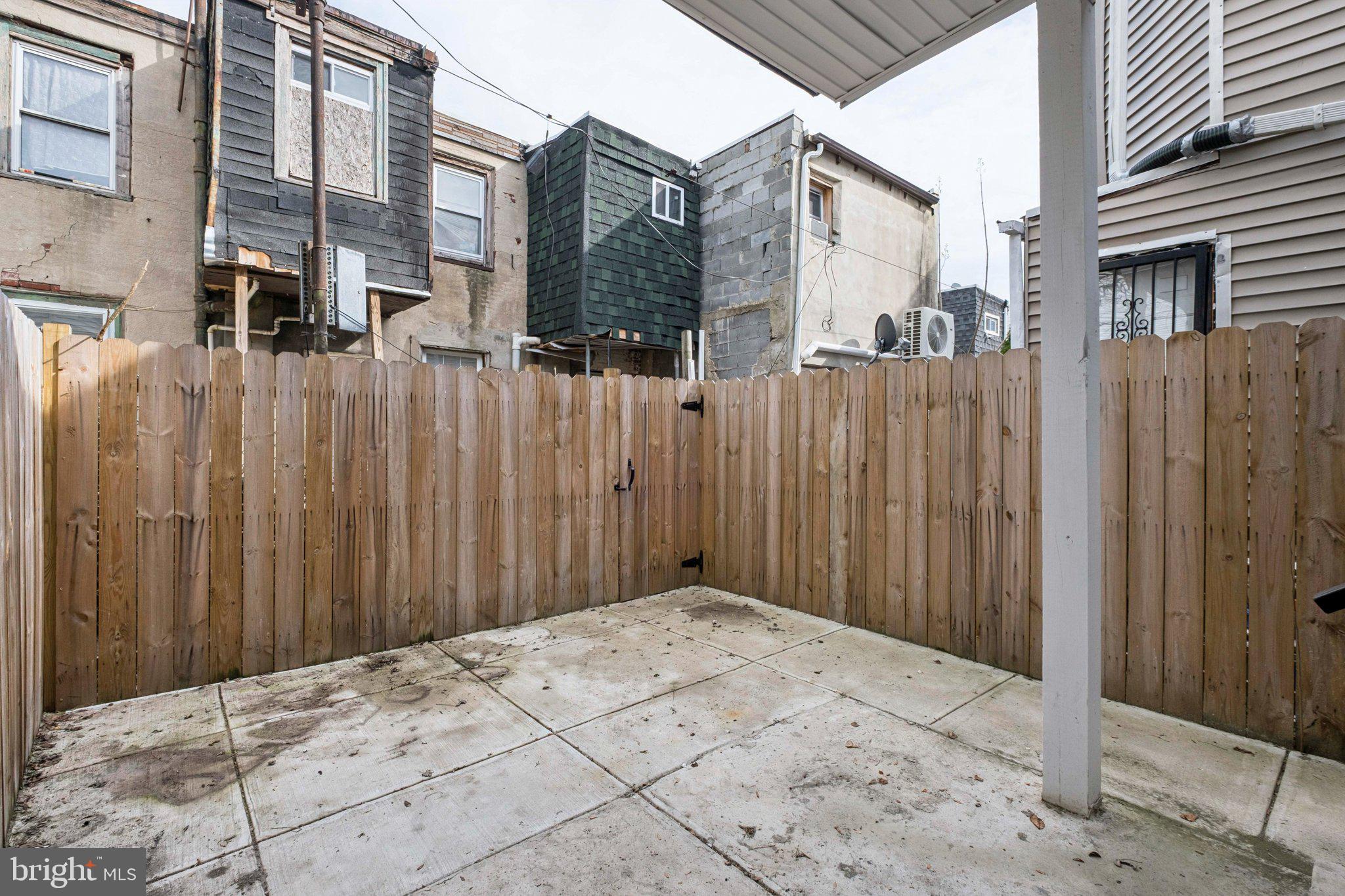 NORRIS SQUARE - Residential