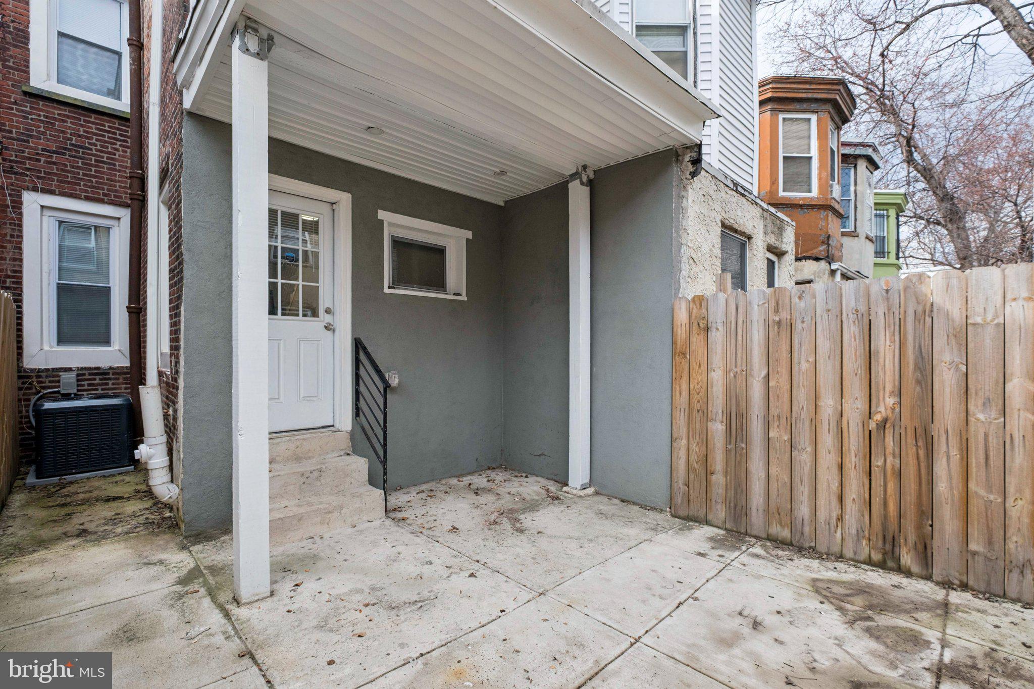 NORRIS SQUARE - Residential