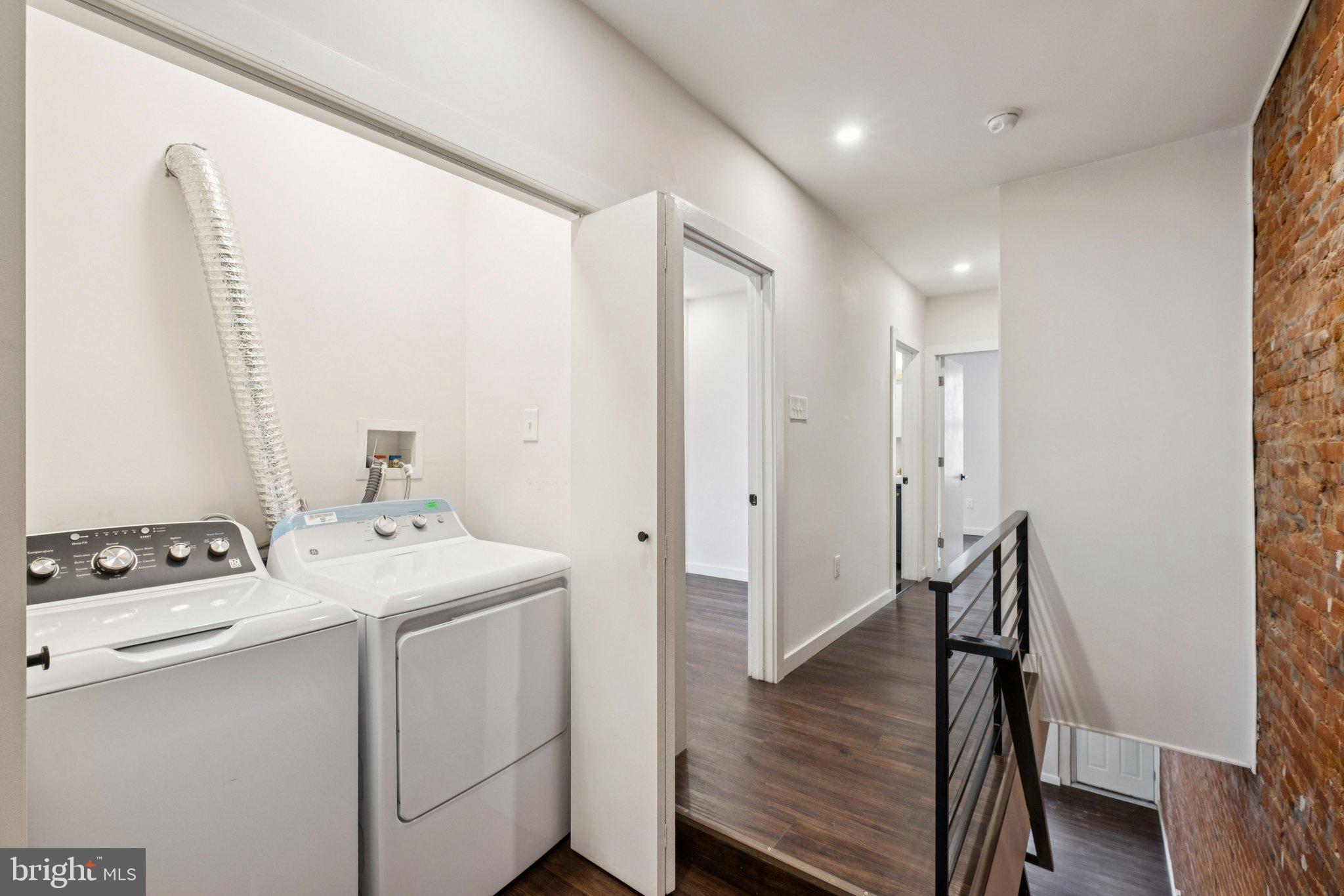 NORRIS SQUARE - Residential