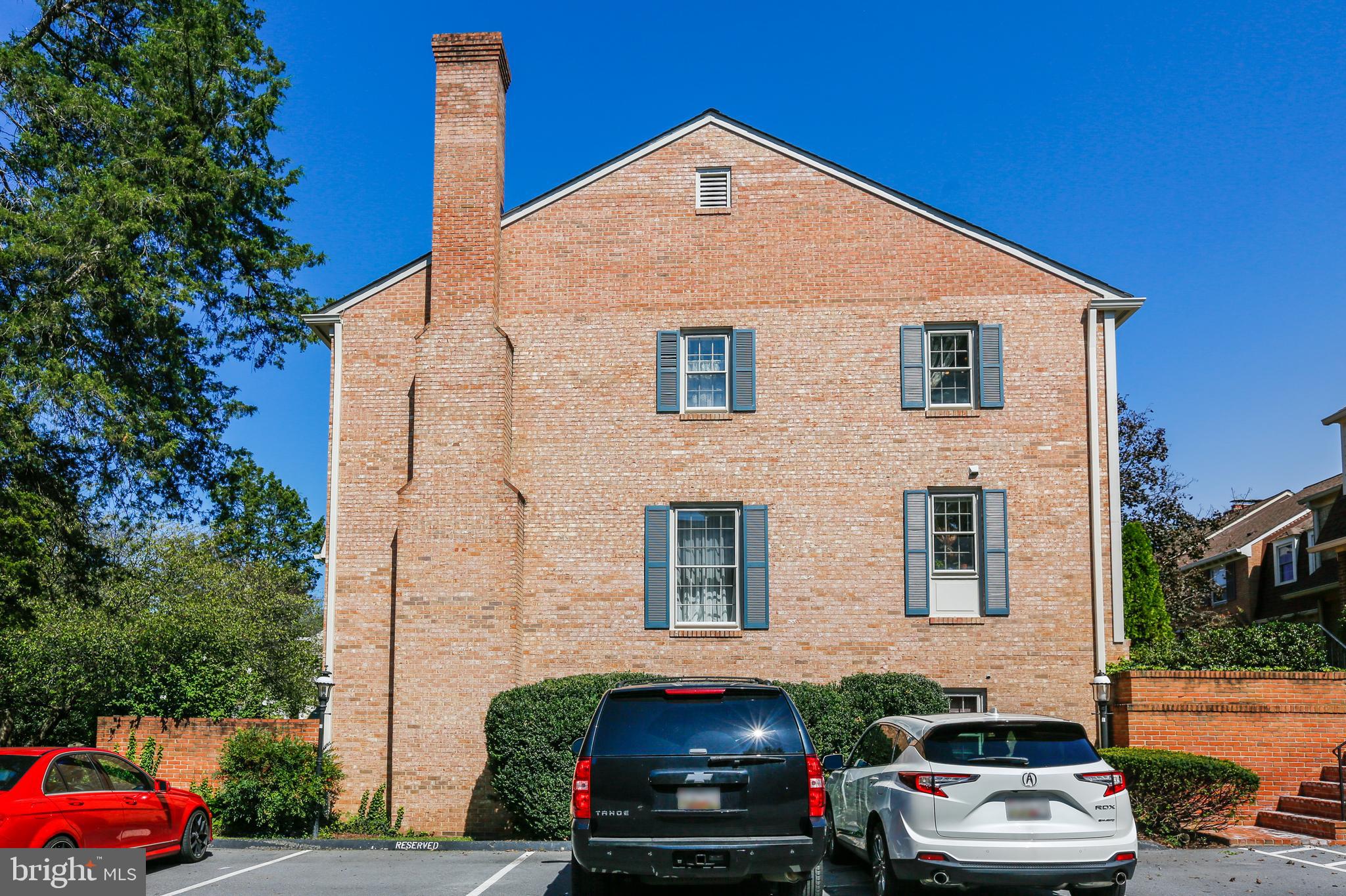 CREST OF WICKFORD - Residential