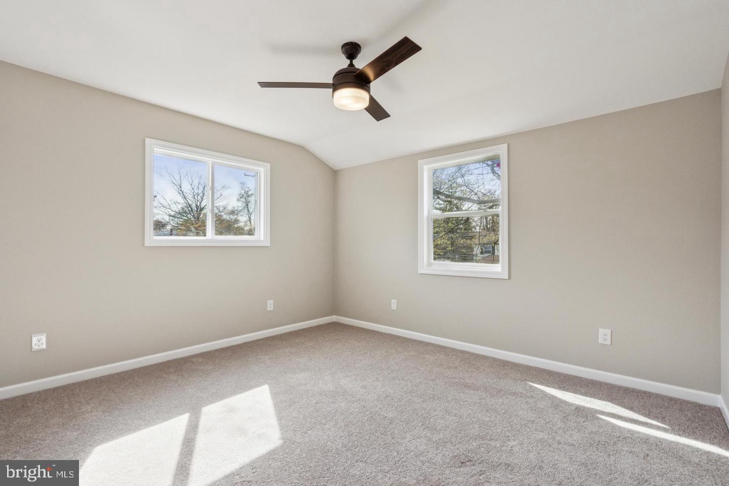 WILLOW MANOR FARMS - Residential Lease