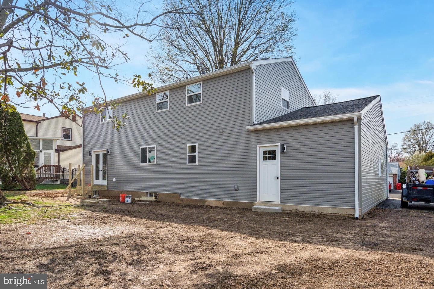 WILLOW MANOR FARMS - Residential Lease