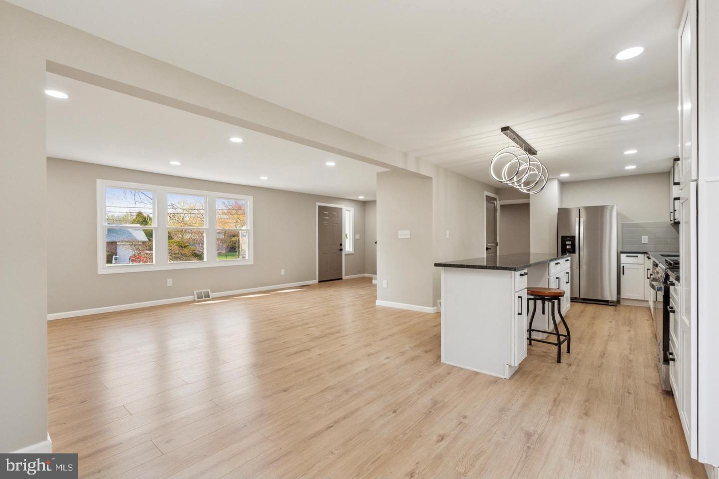 WILLOW MANOR FARMS - Residential Lease