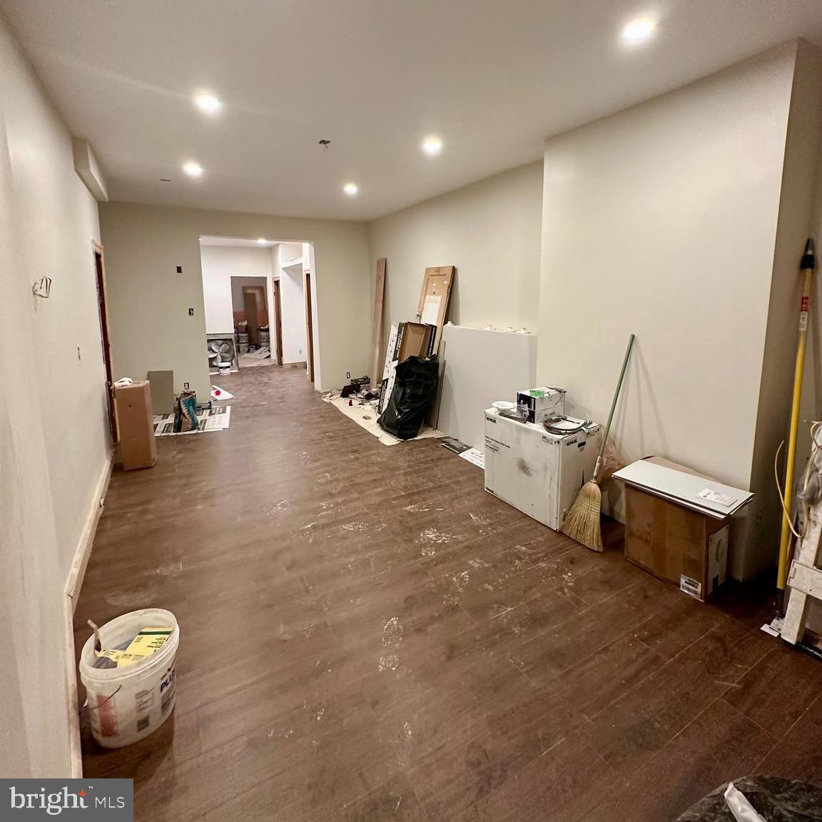 STRAWBERRY MANSION - Residential