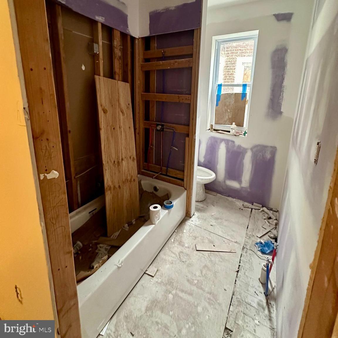 STRAWBERRY MANSION - Residential