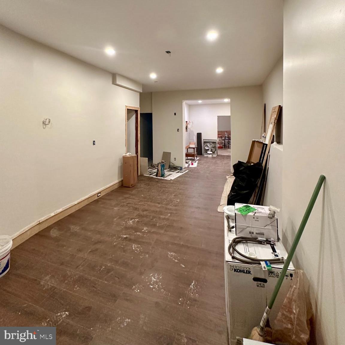 STRAWBERRY MANSION - Residential