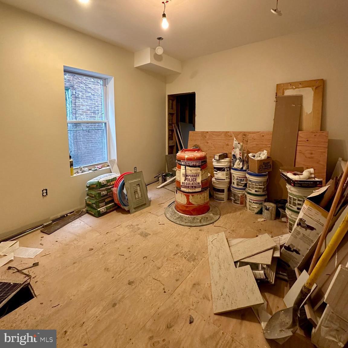 STRAWBERRY MANSION - Residential