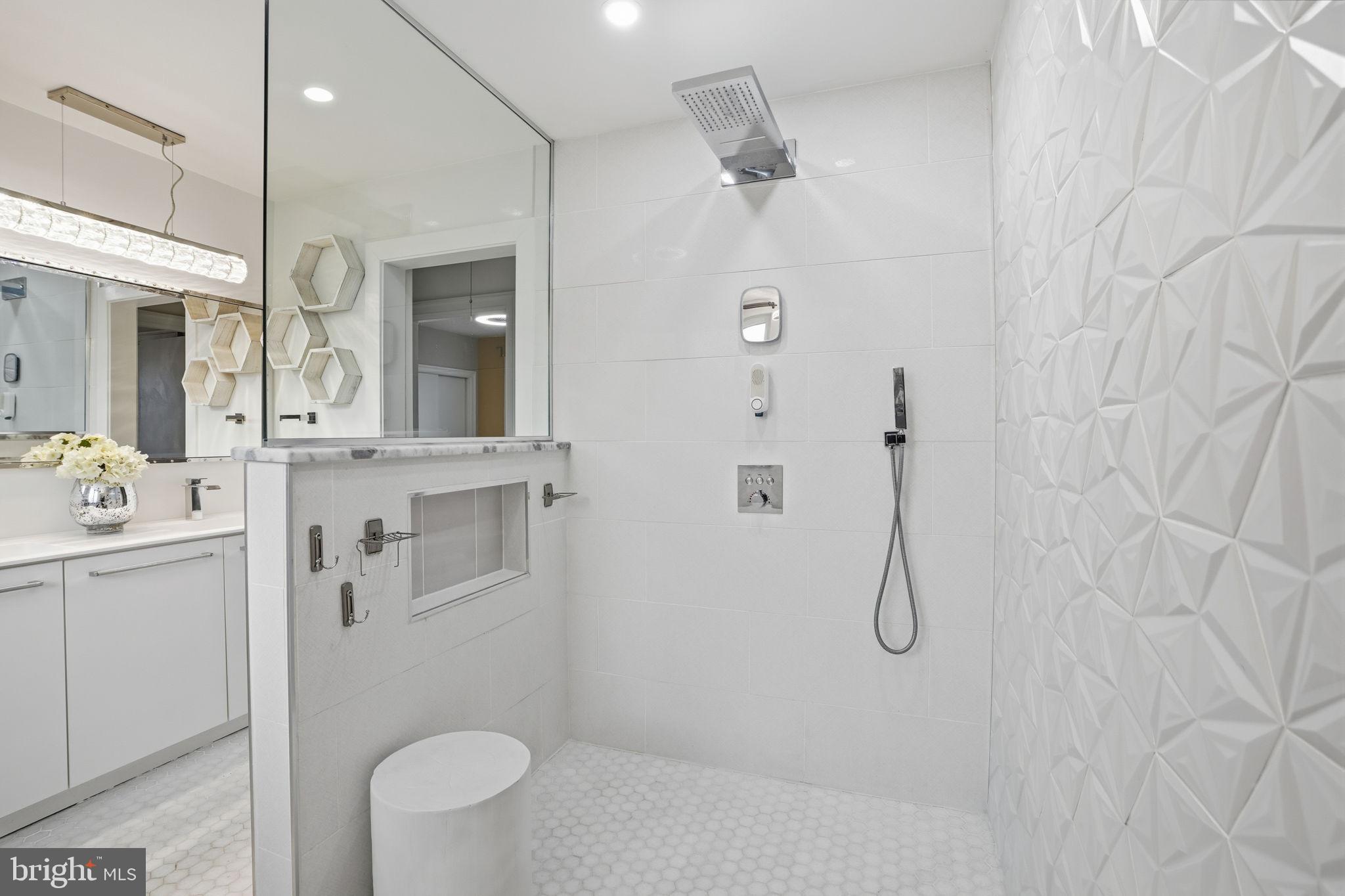 ELKINS PARK - Residential