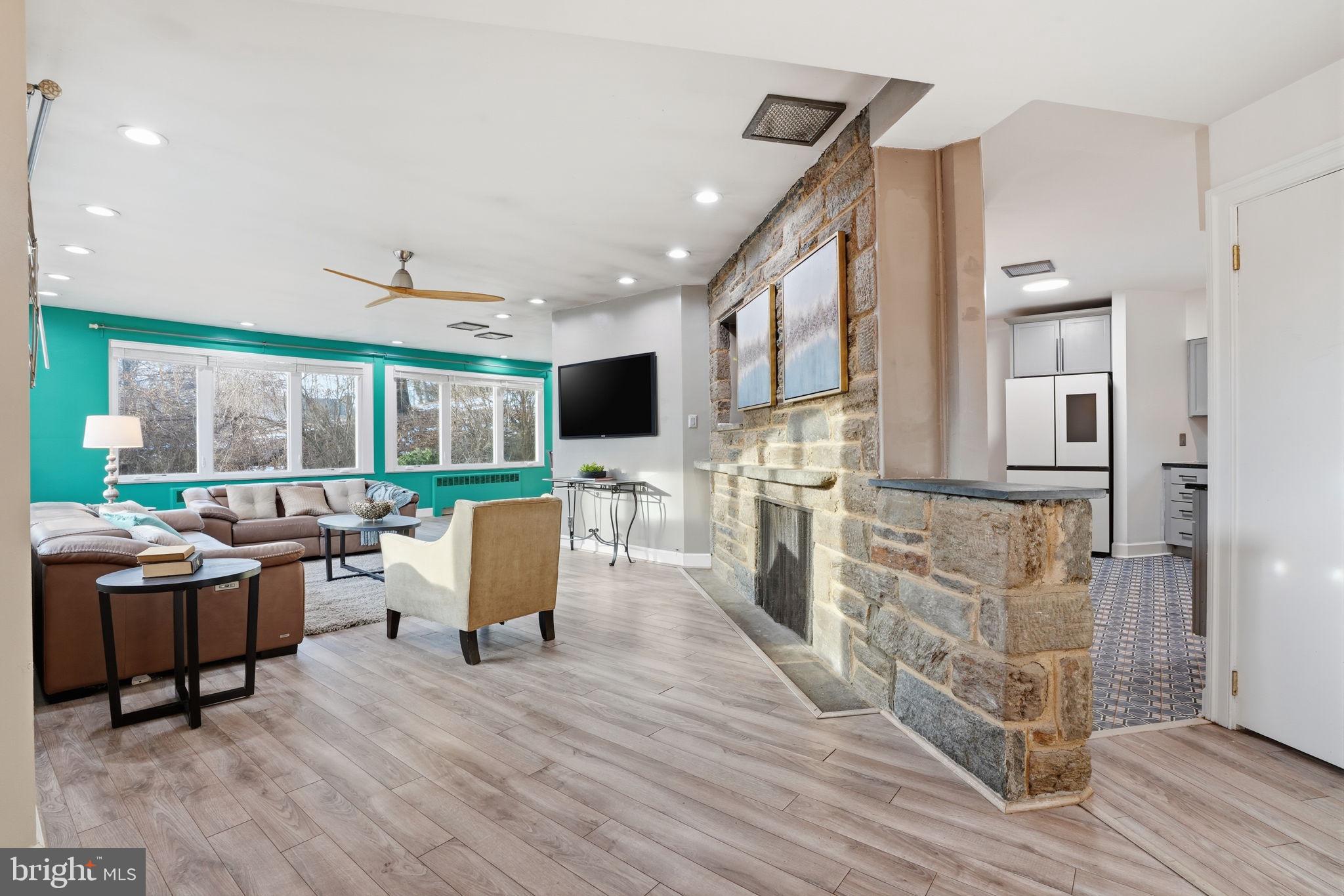 ELKINS PARK - Residential