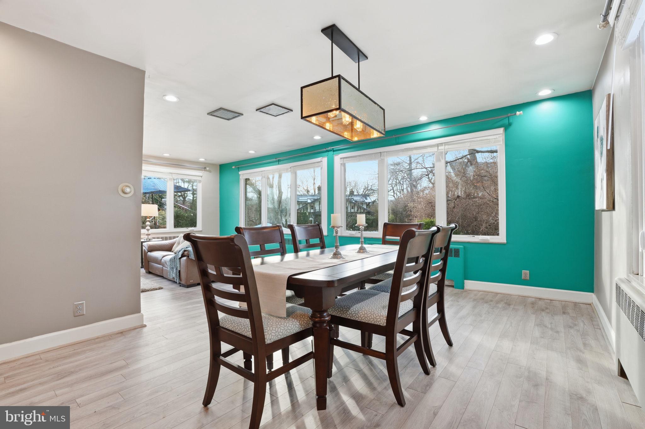 ELKINS PARK - Residential