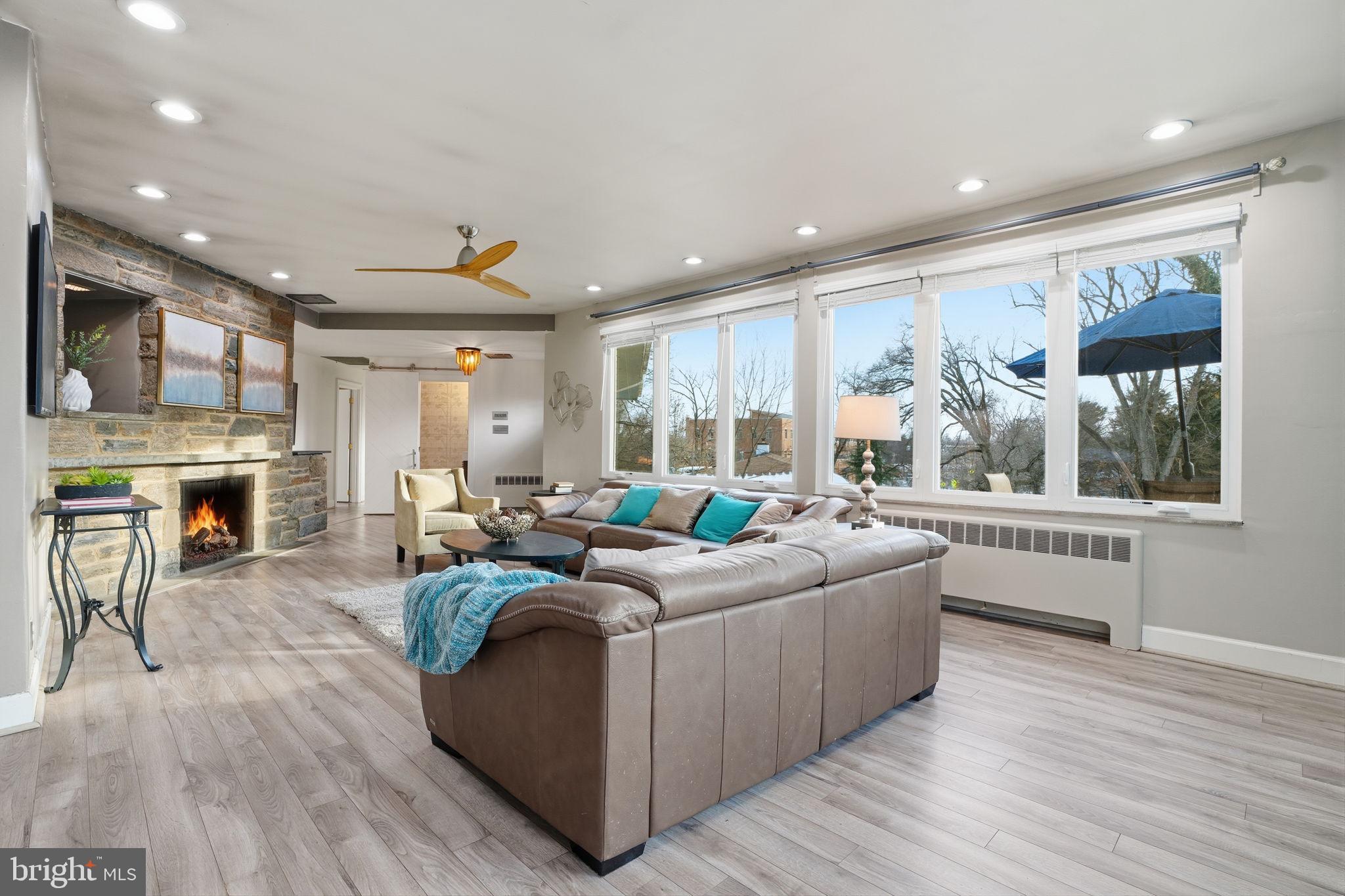 ELKINS PARK - Residential