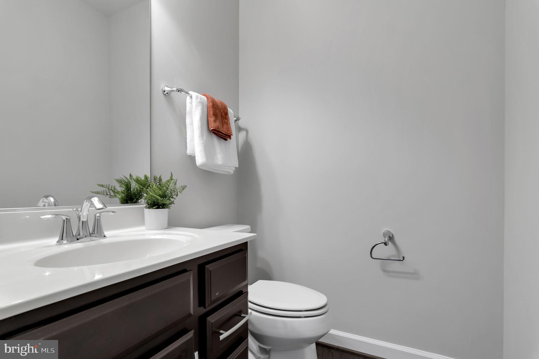 POTOMAC OVERLOOK CONDO - Residential