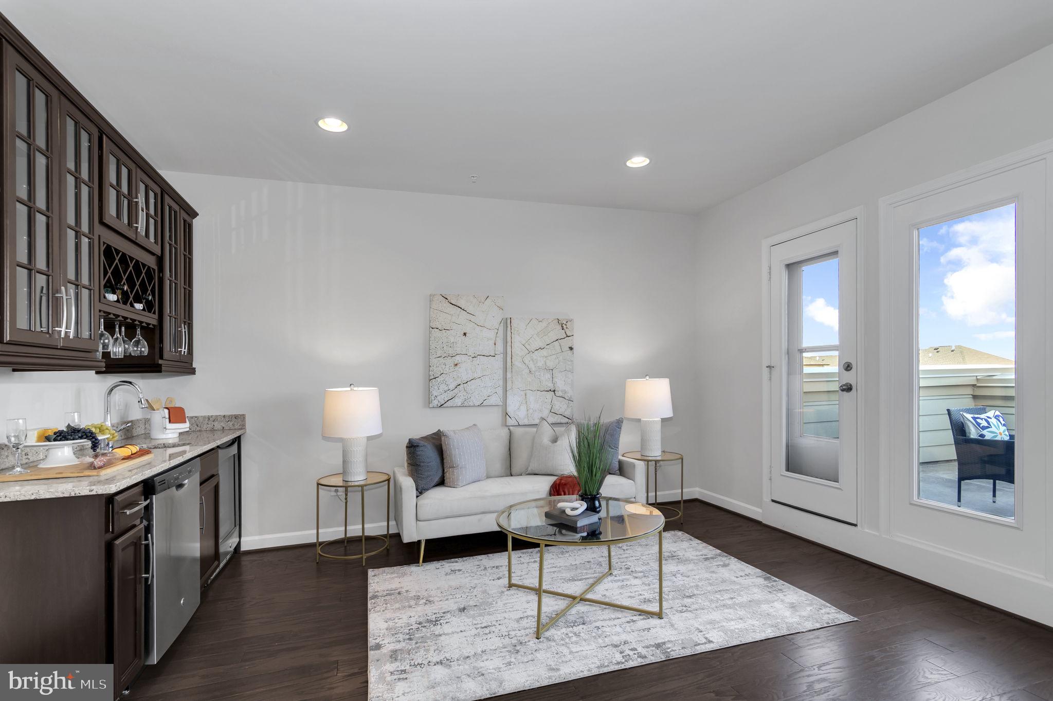 POTOMAC OVERLOOK CONDO - Residential