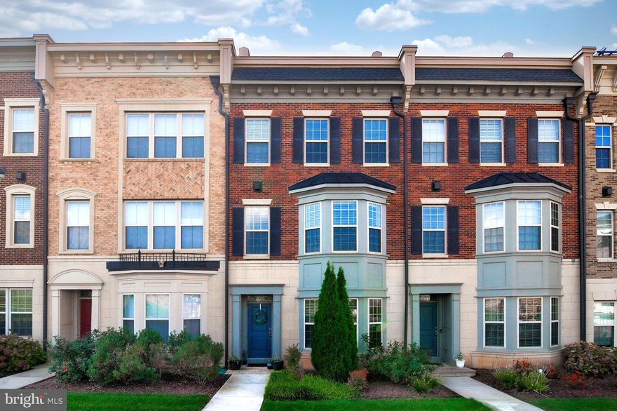 Welcome to this stunning townhome in the desirable gated community of Potomac Overlook in Oxon Hill, MD. This meticulously maintained home offers a perfect blend of comfort, style, and convenience.

Step inside and be greeted by the natural light in this home. The spacious living area features an large dining space, perfect for hosting gatherings and creating lasting memories with loved ones. The heart of the home is the kitchen, complete with a large island that provides ample space for meal preparation and casual dining. The chef in the family will appreciate the gas stove, making cooking a breeze. With plenty of storage space, you'll have room for all your culinary essentials.

This home features three bedrooms, with each room having an ensuite bathroom. Relax and unwind in the primary ensuite with a luxurious jacuzzi tub or rejuvenate in the separate shower. The primary suite also has an amazing walk-in closet perfect for organizing garments, shoes and accessories.

 Imagine having a private rooftop deck, where you can soak up the sun, entertain guests, or simply enjoy a quiet evening under the stars. Should you want to keep the fun indoors, the top-floor also features a sizable 2nd living room equipped with a bar and mini-fridge, the third bedroom, bathroom and a spacious walk-in closet.  There are plenty of places in the home perfect for an office or to just have a quiet living space. 

One of the many highlights of this home is its exceptional location. Within walking distance, you'll find the renowned National Harbor, offering a plethora of dining, shopping, and entertainment options. The Gaylord National Resort and Convention Center is also just a short stroll away, perfect for those looking to experience the best that the area has to offer.

Don't miss the opportunity to make this exceptional home yours. Schedule a showing today and start living the life you've always dreamed of in Potomac Overlook of Oxon Hill, MD.