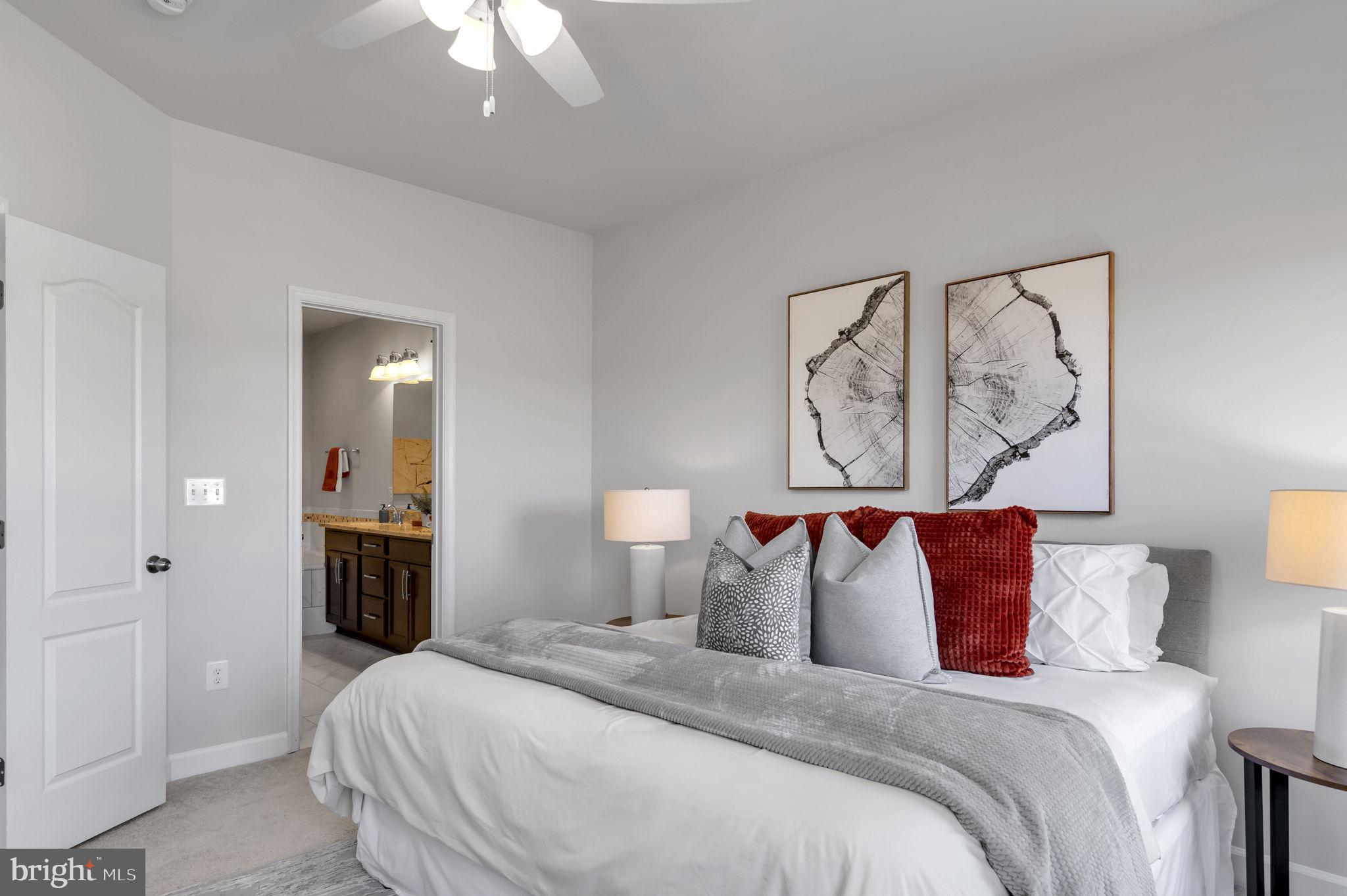 POTOMAC OVERLOOK CONDO - Residential