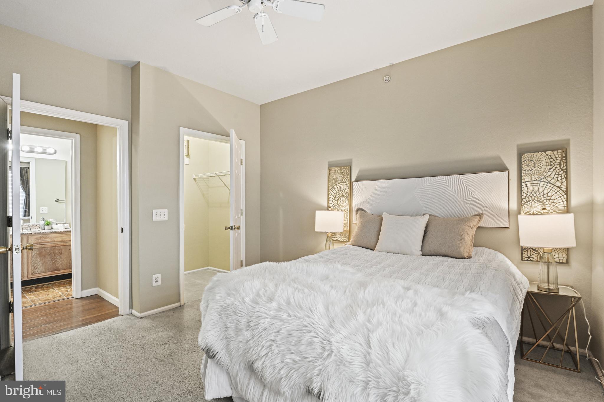 GATES OF MCLEAN - Residential