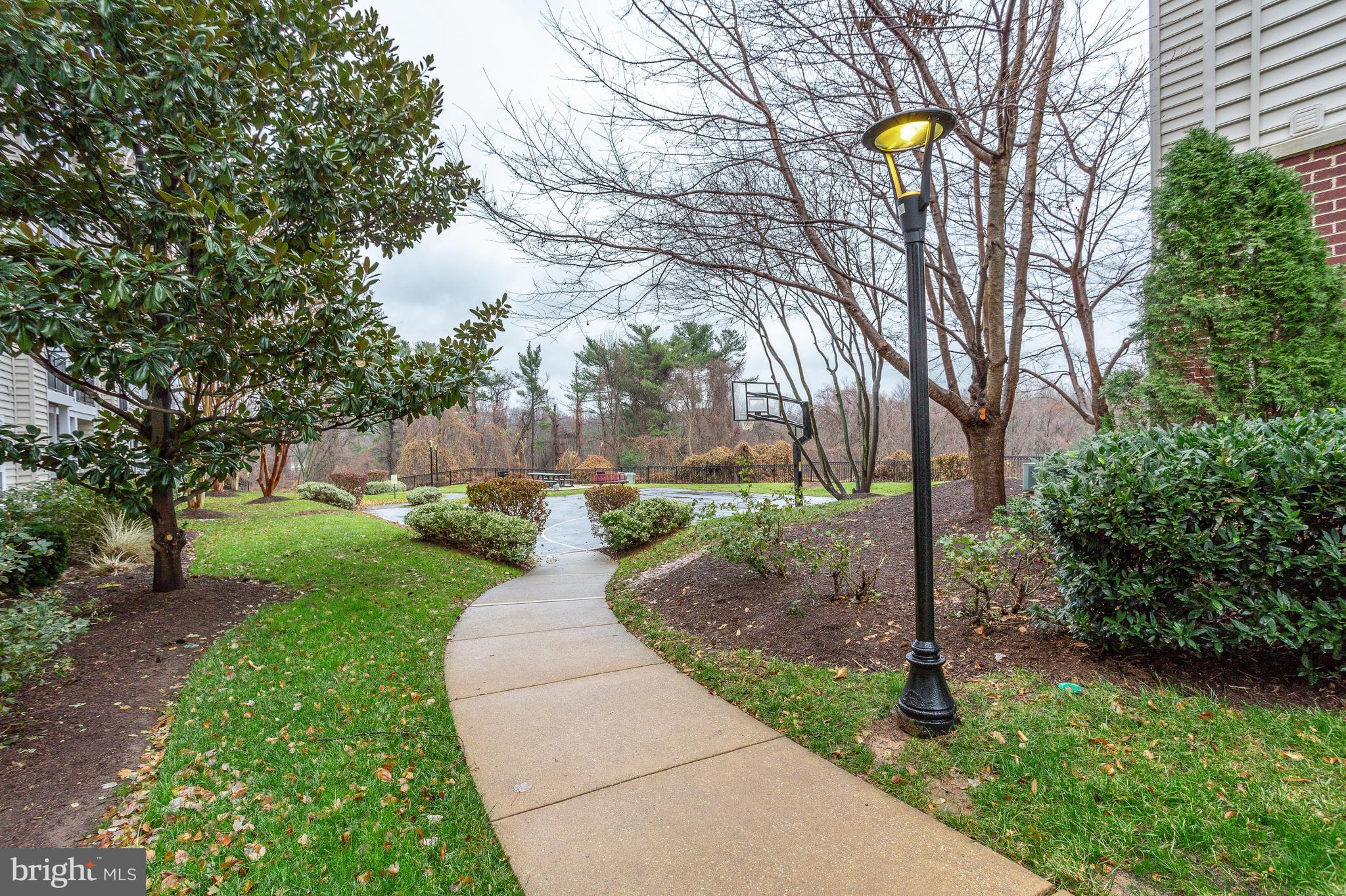 GATES OF MCLEAN - Residential